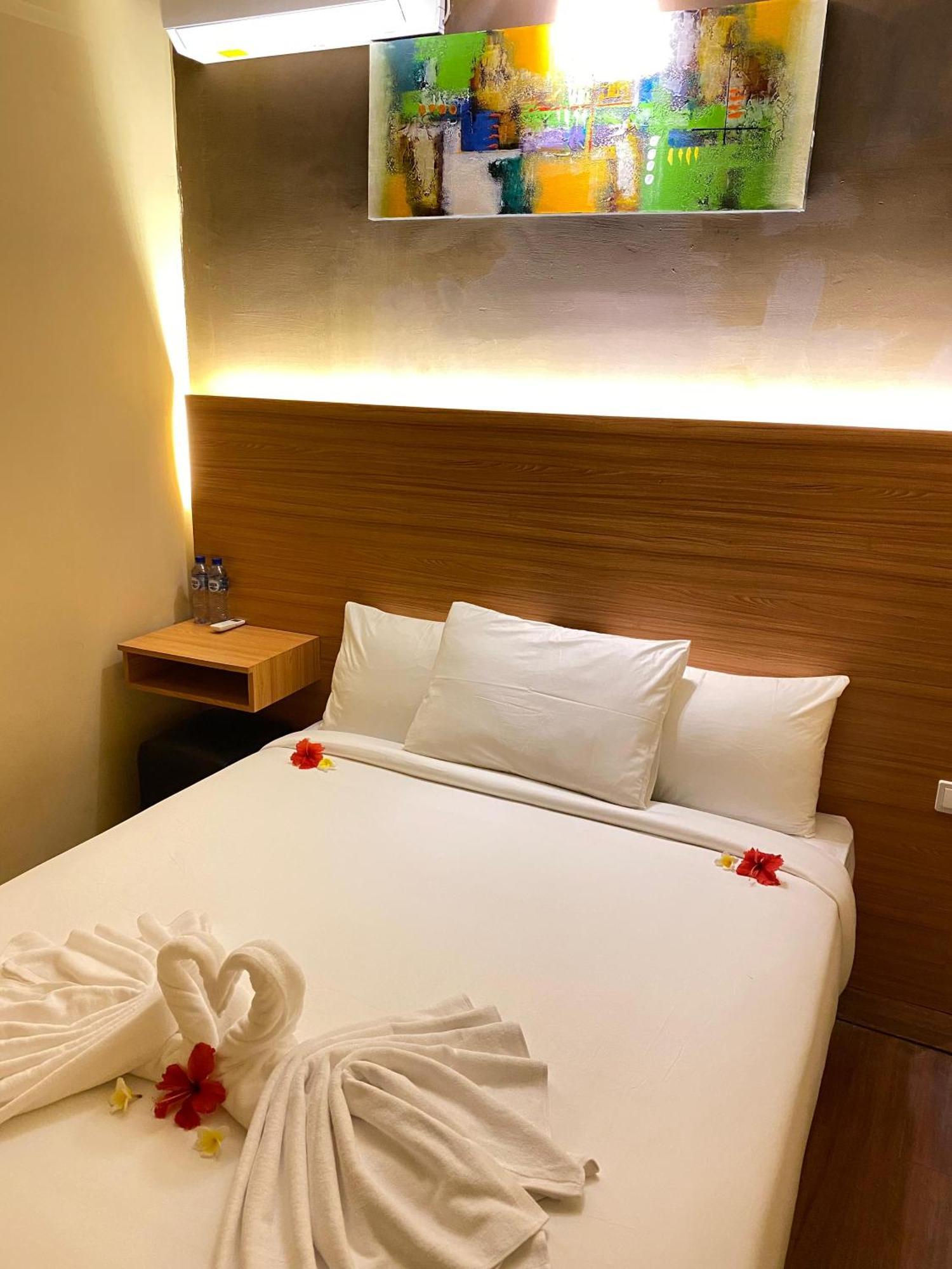 Asiana Lovina Hotel Экстерьер фото